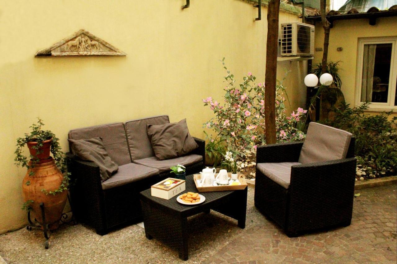 Domus Dea Acomodação com café da manhã  Roma